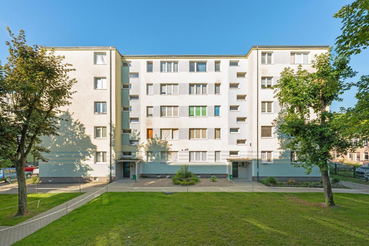 Wave Apartments - Tysiaclecia Гданск Екстериор снимка